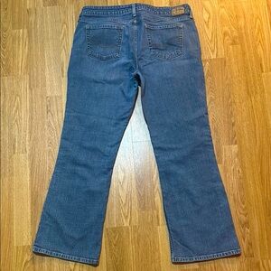 Levi's Women’s Light Blue Denim Low Rise BootCut Vintage Style Jeans Size 14 S/C